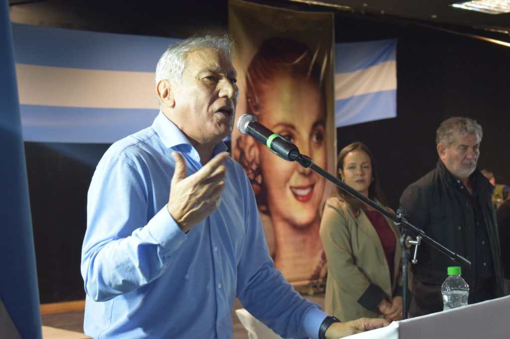 Alfredo Béliz: “El modelo económico de Milei solo genera exclusión y más&nbsp;pobreza”